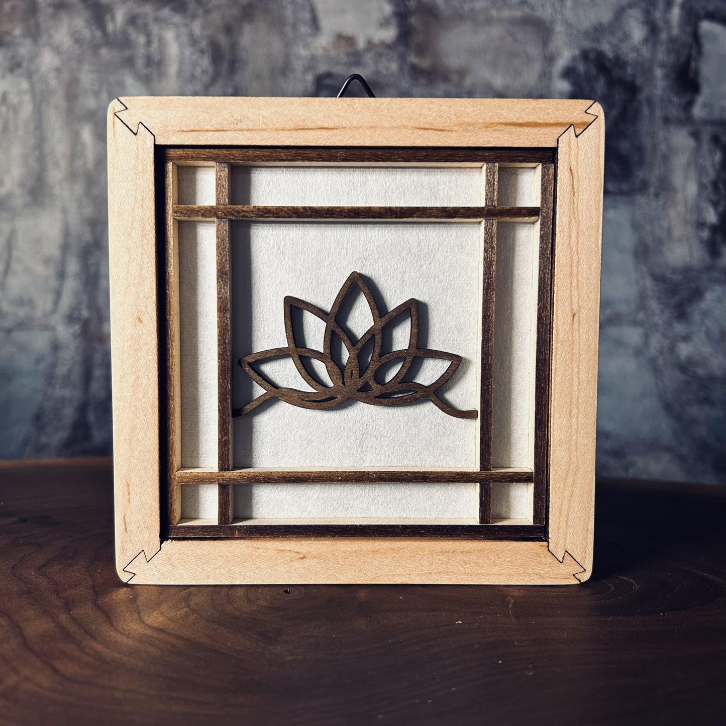 Cadre mural : Ligne Fleur 1